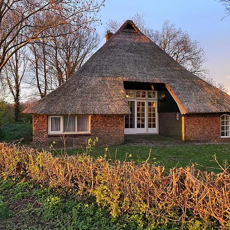 De Baander Holiday home Baak