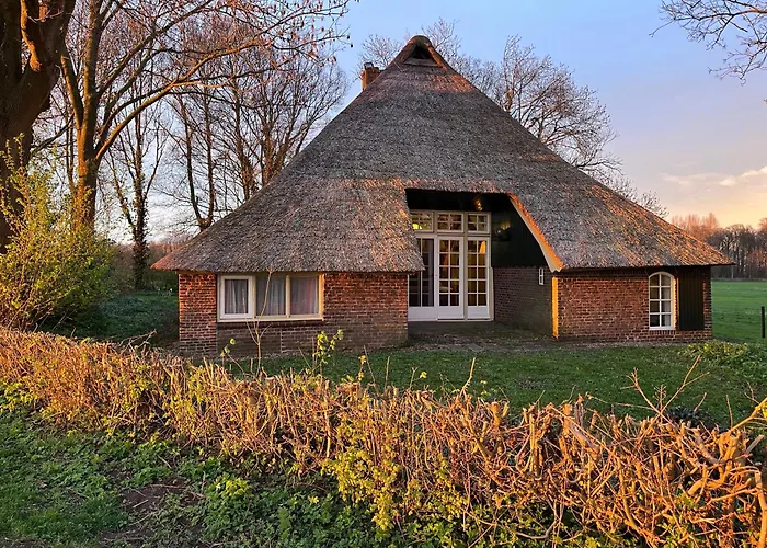 De Baander Holiday home Baak